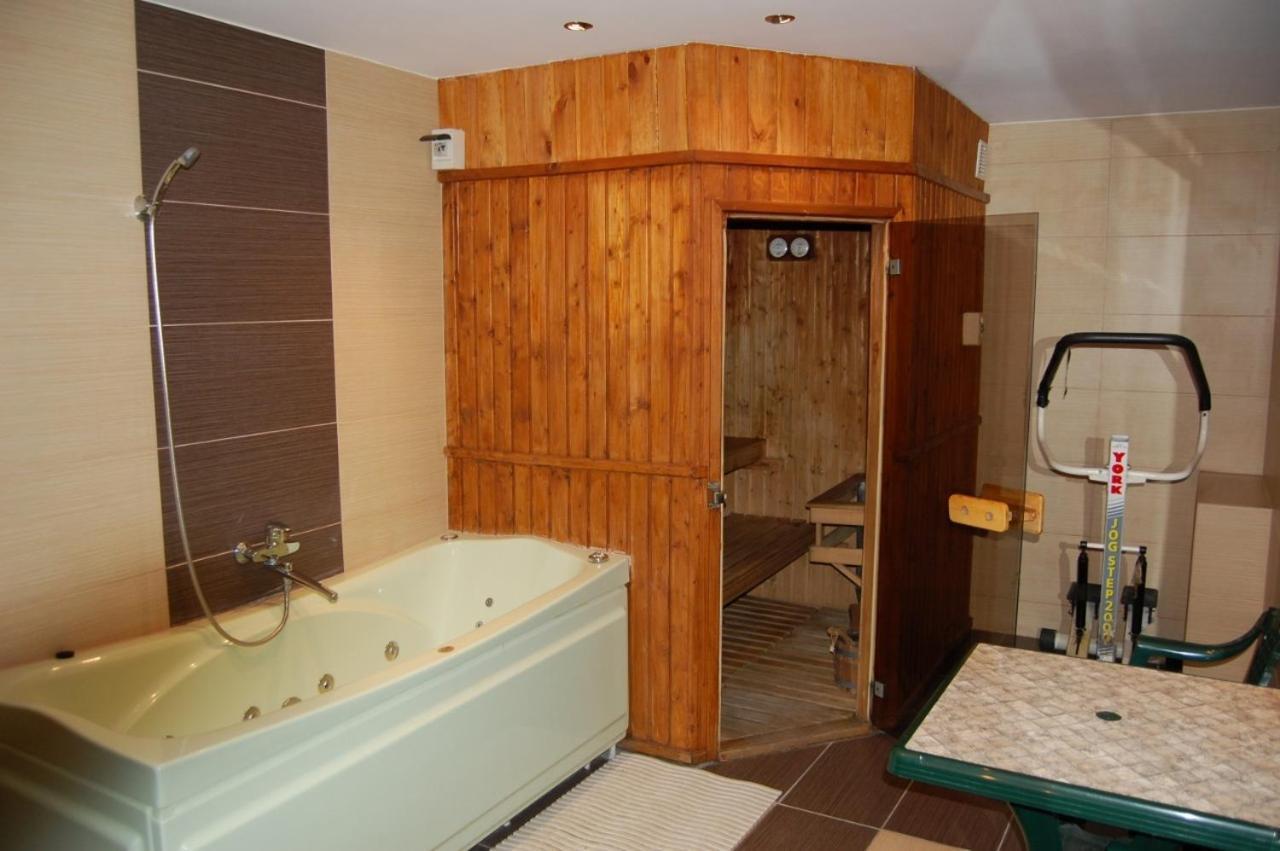 Hotel Слупськ Екстер'єр фото